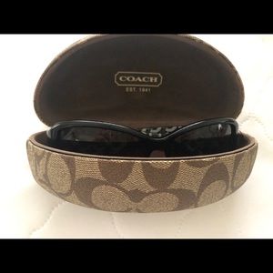 Coach woman sunglasses (pre owned)